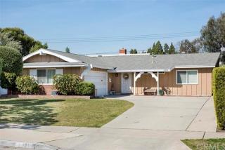 6301 Rosemary Dr, Cypress, CA 90630-4036