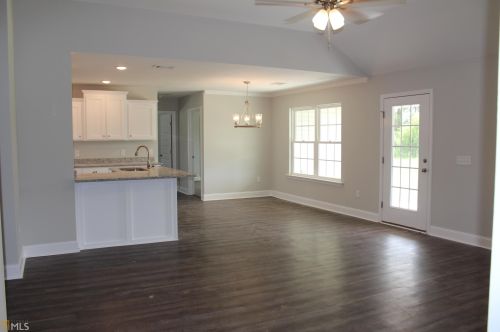 236 Canterberry Pl, Statesboro, GA 30458-0274