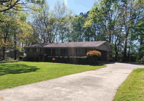 593 Lathan Rd, Commerce, GA 30529-2185