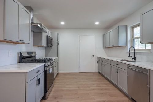 4006 Burning Tree Ln, Garland TX 75042-4607 exterior