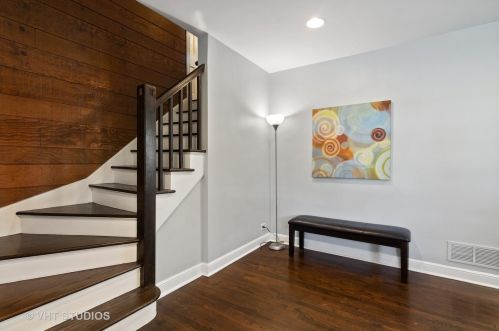 221 Cornwall Dr, Crete, IL 60417-1007