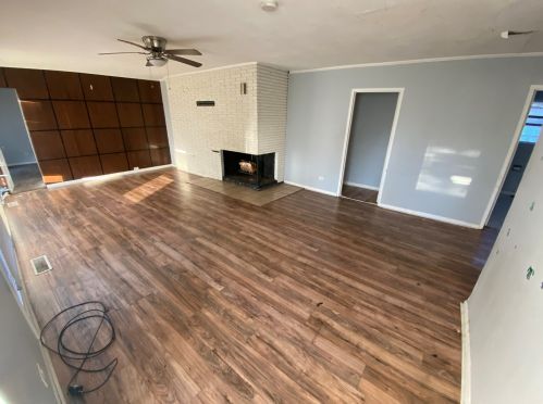 14711 Dearborn St, Dolton, IL 60419-1507