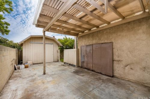 121 Barbara St, Anaheim CA  92806-3825 exterior