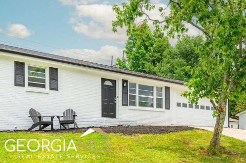 2875 Rio Montana Dr, Marietta GA  30066-4043 exterior