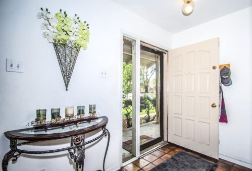 7946 Habersham Ln, Dallas, TX 75248-5310