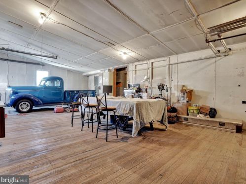 1407 Mount Hope Ave, Primrose PA 17901-1420 exterior