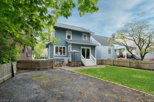 86 Midland Blvd, Maplewood NJ  07040-1810 exterior