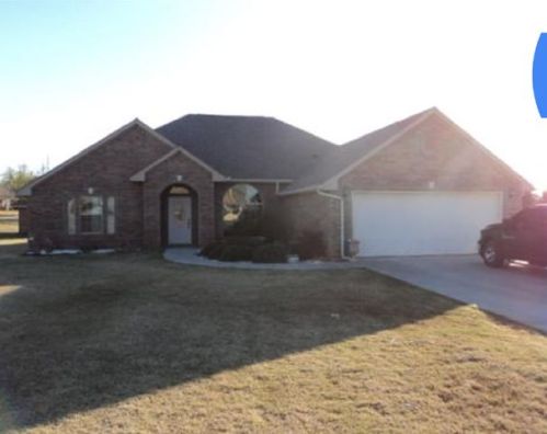 201 Parkview Dr, Fletcher, OK 73541-9476