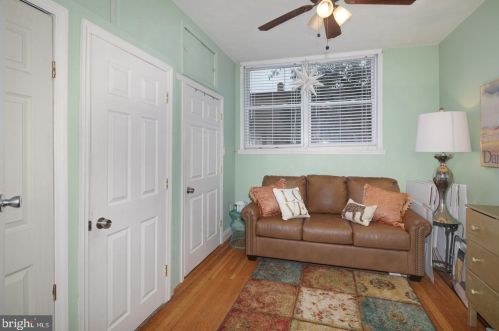 2001 13 St, Philadelphia PA  19148-5503 exterior