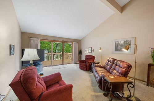 1875 County Rd F, Saint Paul MN  55110-3843 exterior
