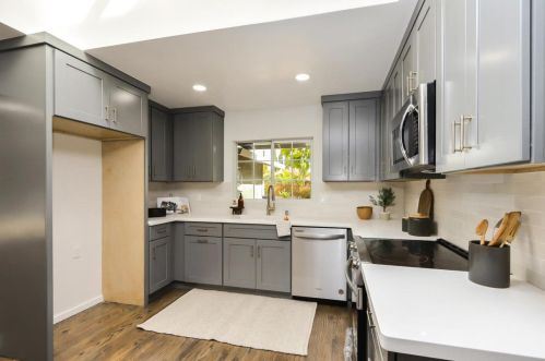 387 Smithwood St, Milpitas CA  95035-4126 exterior