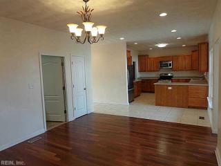 142 Seaview Ave, Norfolk VA  23503-2904 exterior