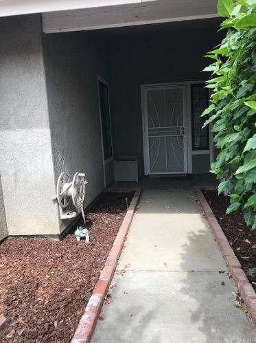 1339 Van Buren Cir, San Jacinto, CA 92583-5160