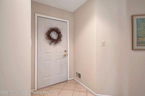 120 Mimosa Ln, East Freehold, NJ 07728-4152