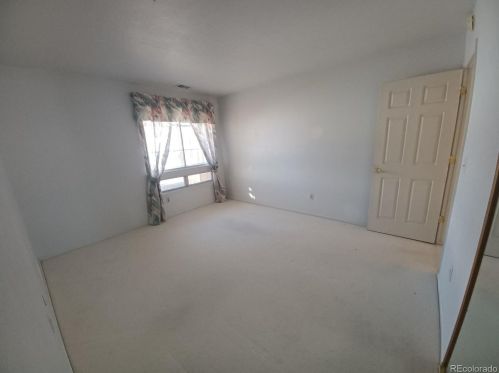 13494 Asbury Dr, Aurora CO 80014-4307 exterior