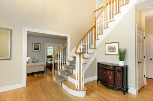 2 Whitenack Rd, Califon, NJ 07830-3343