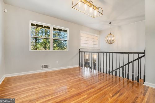 1755 Glenview Dr, Atlanta GA  30331-2307 exterior