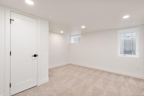 2028 Elm St, Denver CO  80207-3807 exterior