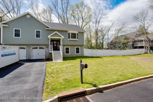 127 Oakland Ave, Atlantic Highlands, NJ 07716-2018