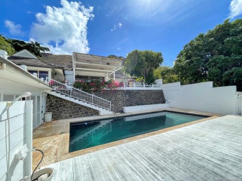 3715 Diamond Head Cir, Honolulu HI  96815-4424 exterior