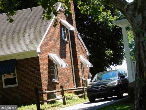 937 Walnut St, Hanover PA  17331-1524 exterior