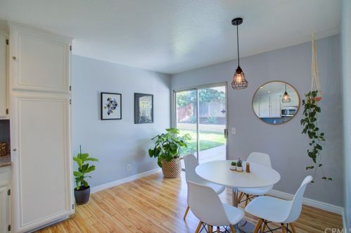 3071 Wicklow Dr, Riverside CA  92503-5806 exterior