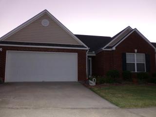517 Mockingbird Ln, Loganville, GA 30052-7388