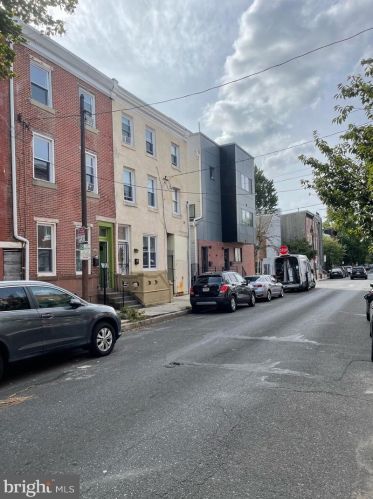 1407 4th St, Philadelphia PA  19147-5907 exterior