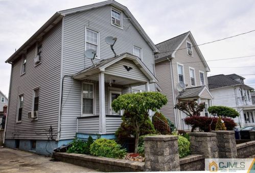 496 Compton Ave, Perth Amboy, NJ 08861-3039
