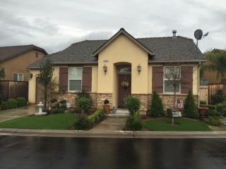 1971 Todd Hedrick Ln, Clovis, CA 93619-5069