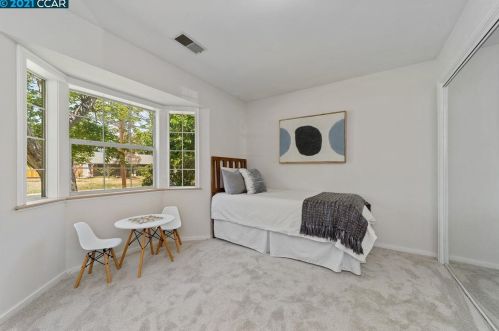 1925 Alvina Dr, Concord CA  94523-2801 exterior