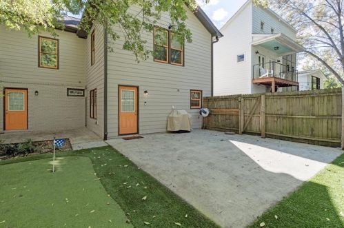 1118 Hawthorne St, Atlanta GA  30307-2610 exterior