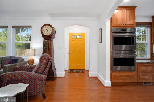307 Hillmoor Dr, Silver Spring, MD 20901-2633