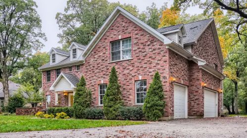 780 Forest Dr, Bull Valley, IL 60014-7354