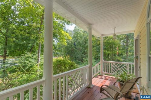 1040 Stonewood Dr, Charlottesville, VA 22911-5771