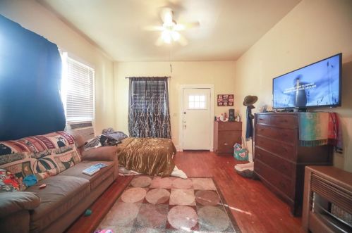 1415 Fairmount Ave, Fort Worth TX  76110-1323 exterior