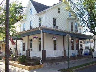 101 Mifflin St, Lebanon, PA 17046-3831