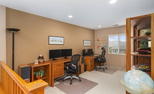 8815 Heatherwood Rd, Anaheim CA  92808-1695 exterior