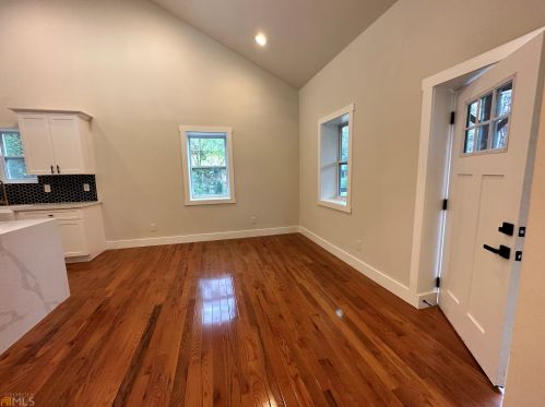 790 Knox Dr, Atlanta GA  30315-6810 exterior