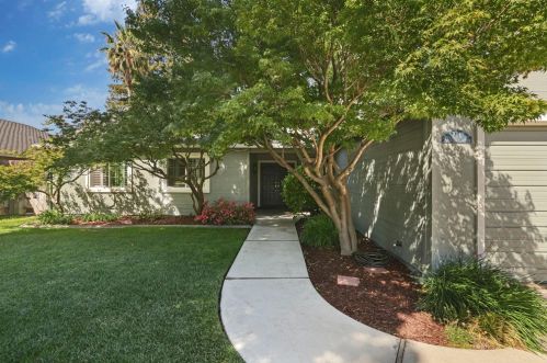 714 Dorchester Cir, Lodi, CA 95240-6637