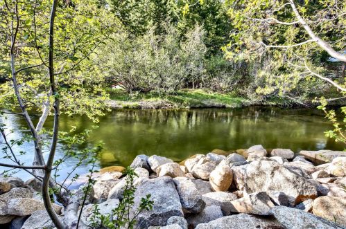 16150 Pine St, Truckee CA  96161-3754 exterior