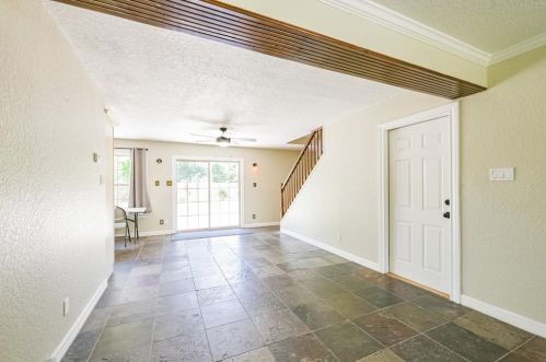 201 Meadowlawn St, Morgans Point TX  77571-7338 exterior