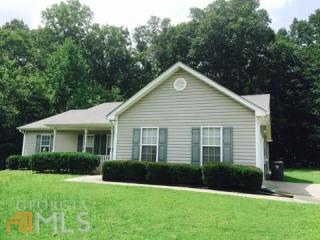 2824 James Henry Dr, Dacula, GA 30019-7555