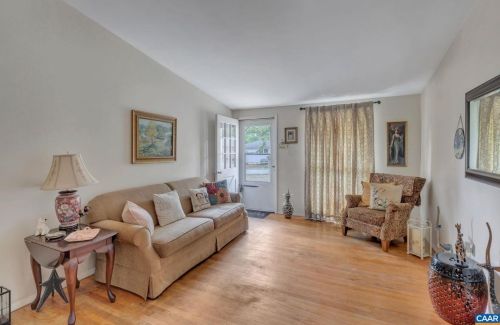 1260 Peach Tree Dr, Crozet, VA 22932-9459