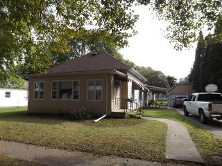 760 Mill St, Swygert, IL 61764-1327