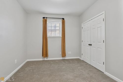 131 Bowen Cir, Atlanta GA  30315-2608 exterior