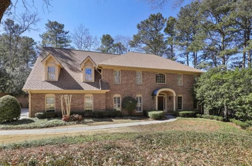 265 Cameron Ridge Dr, Atlanta, GA 30328-4754