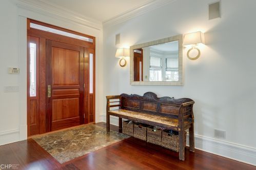 2663 Marshfield Ave, Chicago, IL 60614-1001