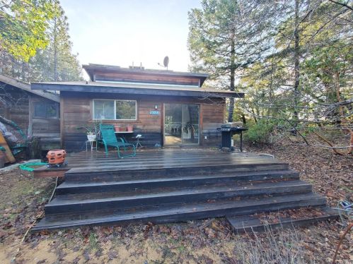 7030 Hearst Willits Rd, Willits, CA 95490-9224