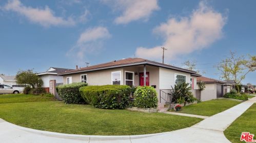 2202 170th St, Torrance, CA 90504-2832